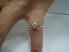 流當品拍賣 Tiffany款 53分 H 色18K金 女鑽戒