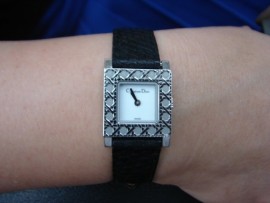 台中 流當品拍賣 原裝 Christian Dior 石英女錶 附鋼帶 9成5新 喜歡價可議
