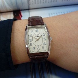 台中流當品拍賣 流當手錶 Dunhill 登喜路 經典 石英 女錶 9成5新 特價出清